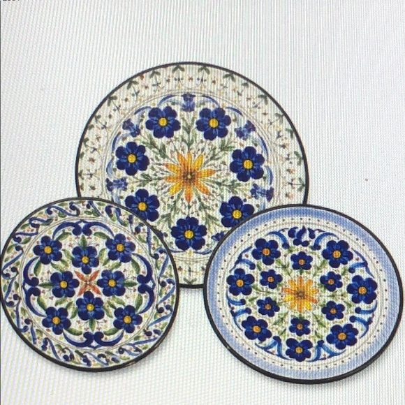 Gerplat Vintage Hand Painted Spanish Plates – Set of 3Blue Floral